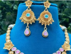 Conjunto de collar con acabado dorado de calidad superior de diseñador con conjunto de collar de piedras y pendientes para ropa de boda para mujer - Product Image 2