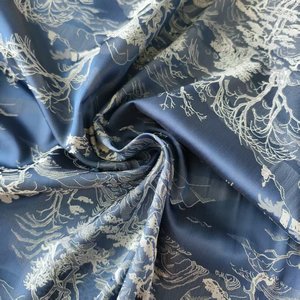 Tissu Jacquard Cationique Extensible Quadridirectionnel 120 GSM à Motif <span class=keywords><strong>Peinture</strong></span> Paysagère Personnalisé en Usine pour Robes et Blouses – Vente en Gros <span class=keywords><strong>de</strong></span> Qualité Supérieure - Product Image 2
