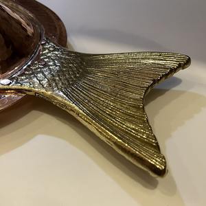 Plateau de service en cuivre martelé fait main avec couvercle, doublure en étain et détails en laiton – Vaisselle artisanale pour dîner d'hôtel - Product Image 5