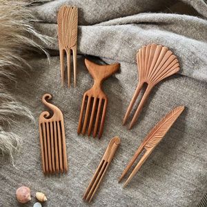 Peignes et brosses à cheveux en bois faits à la main, accessoires capillaires en bois naturel pour femmes, bâtonnets à chignon en forme de U - Product Image 6