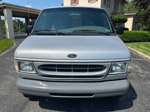 Gran Demanda, Venta al Por Mayor de Camionetas Ford E-250 Usadas, Modelo Antiguo 2000, LISTAS PARA ENVIAR, ENTREGA 24/7 - Product Image 3
