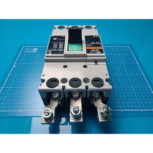 Disjoncteur à boîtier moulé Fuji SA403C(350A) d'occasion – Pièces d'équipement semi-conducteur d'époque - Product Image 4