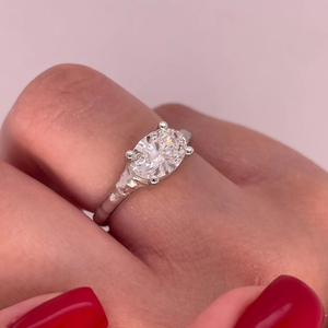 Bague de fiançailles ovale en diamant de laboratoire de 1 carat East West pour femme, or 14 carats, bijoux de mariage de luxe, cadeau - Product Image 2