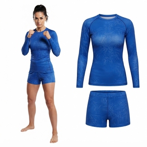 Conjunto de Camiseta de Manga Larga y Pantalones Cortos para Mujer, Ajustado y Elástico, para Entrenamiento de MMA, Color Negro - Product Image 5