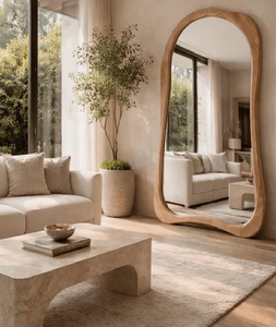 Miroir sur pied moderne minimaliste arqué pleine longueur sur un chevalet en bois. Disponible à prix de gros. - Product Image 4