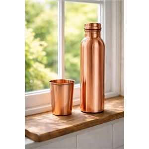 Juego de Botellas de Agua de Cobre Puro con Vaso Térmico, Recipiente de Cobre Ayurvédico sin Juntas a Prueba de Fugas, Botella de Cobre con Logotipo Personalizado al por Mayor - Product Image 1