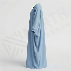 Abaya Islamique Élégante Teinte, Modeste et Tendance, Robe Longue en Mousseline Couvrante avec Motif Papillon – Design Abaya - Product Image 3