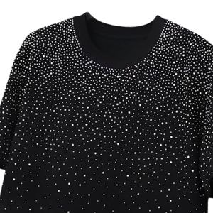 T-shirt en tricot noir à manches courtes pour homme avec motif à pois, col rond, coupe ample décontractée, respirant, imprimé pailleté, longueur normale - Product Image 3