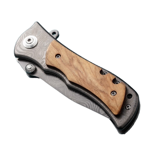 Cuchillo Plegable Táctico para Camping y Actividades al Aire Libre, Multifuncional, de Grado Industrial, con Patrón Damasco, Longitud Personalizable - Product Image 2