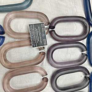 Chaînes de haute qualité de couleur personnalisée chaîne murale en résine sacs en acrylique chaînes lien accessoires de sac à main - Product Image 1