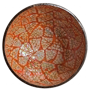 Bol en coquille de noix de coco au design éco-responsable avec texture gravée raffinée et finition polie pour cuisines - Product Image 2