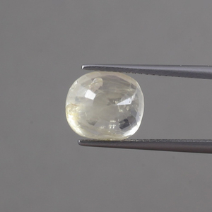 ไพลินสังเคราะห์สีเหลืองทรงคุชชั่น ขนาด 10.5x9 มม. 8 มม. น้ำหนัก 6.03 กะรัต ได้รับการรับรองจาก IGI คุณภาพดี สำหรับทำเครื่องประดับ ผ่านการเคลือบแว็กซ์/น้ำมัน - Product Image 3