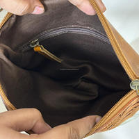Nouveauté Sac à bandoulière en cuir de vachette artisanal à fleurs tendance 2025 Design de style occidental Porte-monnaie à poignet