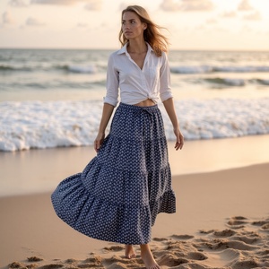 กระโปรงเป็นชั้นสำหรับผู้หญิงกระโปรงพิมพ์ลายบล็อกสีเทาสีครามทำด้วยมือสไตล์การออกแบบเป็นชั้นทันสมัยสำหรับศิลปินที่สร้างสรรค์ - Product Image 4