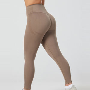 Leggings de yoga et de sport pour femmes, tricotés, taille mi-haute, coupe ajustée, qualité supérieure, grammage lourd, personnalisables OEM, antibactériens et respirants, vente en gros - Product Image 2