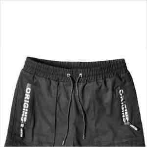 Shorts de compression sportifs personnalisés avec coutures renforcées et fabrication de vêtements OEM pour les acheteurs mondiaux - Product Image 2