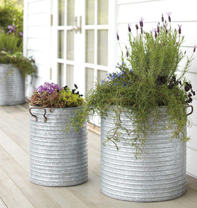Pots et jardinières d'extérieur fabriqués en Inde, légers et conçus pour les jardins et les balcons, disponibles au meilleur prix du marché. - Product Image 2