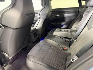 Audi e-tron <span class=keywords><strong>GT</strong></span> Premium Plus 2024 Usado, Confiable, Sedán 4 Puertas con Tracción en las Cuatro Ruedas - Product Image 2