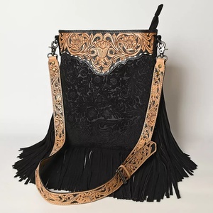 Sac à main occidental en cuir suédé gaufré de haute qualité avec un design artisanal et des franges à prix de gros - Product Image 1
