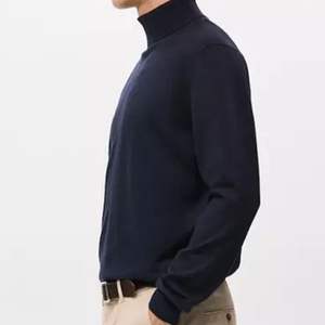 Pull en maille à col polo épais 100% nylon personnalisé pour l'automne et l'hiver, logo personnalisé, fabricant OEM ODM - Product Image 5