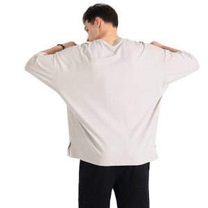 เสื้อยืดโอเวอร์ไซส์ผ้าฝ้าย 100% ขายดี ราคาถูก สัมผัสนุ่ม ระบายอากาศดี เป็นมิตรกับสิ่งแวดล้อม ขายส่ง เสื้อผ้าสตรีทแวร์ผู้ชายแบบสั่งทำ - Product Image 6