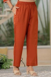 ชุดคุร์ตะผ้าฝ้ายแท้พิมพ์ลายดอกไม้สำหรับผู้หญิงพร้อมกางเกงขายาว - Product Image 4