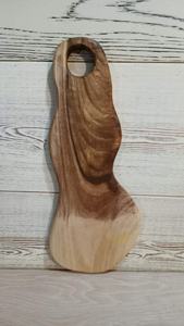 Planche à découper artisanale en noyer de qualité supérieure, style rustique, en bois massif, avec poignée, pour la restauration et l'exportation - Product Image 2