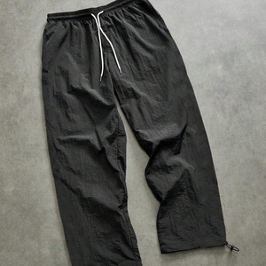 Pantalones de paracaídas antiarrugas de alta calidad para hombre, a prueba de viento, pierna ancha, estilo holgado personalizado, patrón recto, ropa de calle informal de Hip Hop - Product Image 1