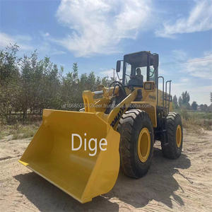 Chargeuse sur pneus Komatsu WA380-3 d'occasion de 5 tonnes, fabrication japonaise - Excellent état de fonctionnement, moteur et pompe d'origine, capacité de la benne de 2-4 m³ - Product Image 5