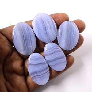 Piedras Preciosas de Ágata Azul Natural al por Mayor - Cuarzo Pulido de Cortes Mixtos con Juego de Colores para Joyería y Sanación - Product Image 4