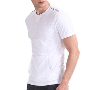 Nouveaux hauts polyvalents pour hommes en coton et polyester 220 g/m² respirants, décontractés pour le quotidien, t-shirt confortable à coupe classique et durable - Product Image 2