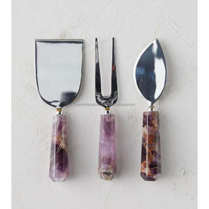 Juego de cubiertos de resina con acabado espejo para servir pasteles: tenedor, cuchillo y espátula para repostería. Sets de regalo, suministros para panadería y cafetería. - Product Image 1