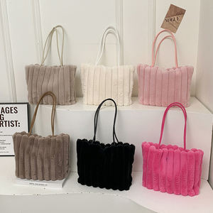 ファッショナブルな女性女性のぬいぐるみハンドバッグ冬卸売大型モノグラムトートバッグ - Product Image 1