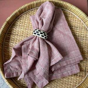 Porte-serviettes en os modernes de luxe pour dîner de mariage, occasions festives, anneaux de serviette artisanaux, accessoire de serviette en os artisanal - Product Image 1
