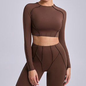 Haut de yoga pour femme, style tendance, en Spandex/Nylon, léger, respirant, séchage rapide, avec logo frontal, idéal pour la gym et le fitness – Nouvelle collection, vente flash - Product Image 2