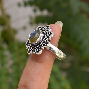 Bague en labradorite naturelle, argent sterling 925, pierre précieuse labradorite bleue feu, bijoux en pierre bleue flash, cadeau unique pour elle - Product Image 3