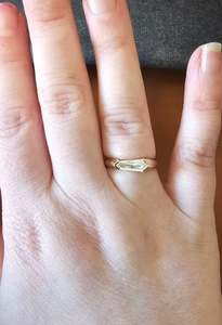 Anillo de Compromiso con Diamante Hexagonal de 0.25CT Certificado por GIA, en Oro Puro de 14K, Engaste de Bisel, Diamante de Laboratorio Color DEF y Claridad VS-VVS - Product Image 5