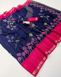 Sari de Fiesta de Seda Pesada con Bordado de Lentejuelas en Contraste y Adornos Hermosos - Product Image 4