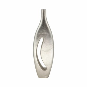 Jarrón de Mesa Minimalista Metal Whisper con Asa, Acabado Plateado - Product Image 5