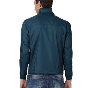 Streetwear décontracté d'hiver sur mesure pour hommes veste coupe-vent vente en gros de vêtements d'extérieur à col montant fabriqués au Pakistan - Product Image 3