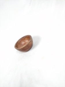 Tazón Redondo Minimalista y Ecológico de Madera de Mango para Nueces, Dulces, Aperitivos, Aceitunas y Salsas - Frutero de Madera - Product Image 5