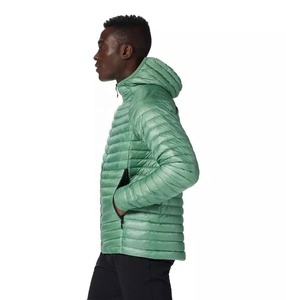 Meilleure vente Veste matelassée en duvet de toile de nylon ultra-léger pour hommes hautement compressible avec col montant pour l'hiver - Product Image 4