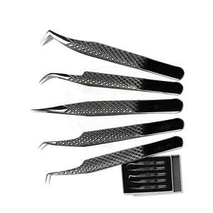 Pince à épiler professionnelle haut de gamme pour cils, en acier inoxydable, préhension précise, durable, avec logo et couleur personnalisés - Product Image 4