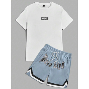Ensemble décontracté d'été pour homme : T-shirt blanc en coton respirant imprimé et short bleu clair, col rond, tricoté, couleur unie - Product Image 4
