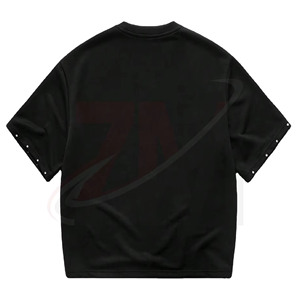 Camiseta Corta Negra Oversize para Hombre con Diseño de Puntos de Diamantes de Imitación, Manga Corta, Cuello Redondo, Estilo Urbano, Tejida - Product Image 2