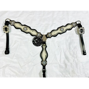 Ensemble de têtière et collier de poitrail pour cheval Western, en cuir noir, orné de strass et de motifs floraux, confortable et durable, pour l'équitation - Product Image 2