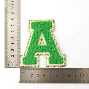 แพทช์เชนีลตัวอักษรขนาดใหญ่แบบกำหนดเอง ผ้าทวิลล์รีดติดพร้อมเลื่อมและลายปัก 3 มิติ สำหรับตกแต่งเสื้อผ้า ปี 2026 - Product Image 4