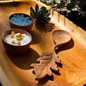 Cuillère en bois de style vietnamien américain artisanale, sculptée, écologique, en bois naturel, durable, résistante à la chaleur, lavable au lave-vaisselle - Product Image 3