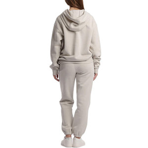 ชุดเซ็ทลำลองสองชิ้นสำหรับผู้หญิง ชุดวอร์มฤดูหนาว เสื้อพูลโอเวอร์ ชุดวอร์มสไตล์สตรีทแบบกำหนดเอง กางเกงจ็อกเกอร์และชุดวอร์มมีฮู้ด สตรีทแวร์ - Product Image 2