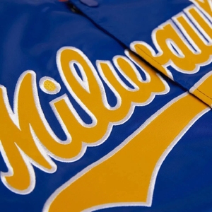 Nouvelle veste universitaire en satin USA 2026, personnalisable avec logo, pour homme, style bomber, vêtement de sport tendance, haute qualité, commande en gros - Product Image 3